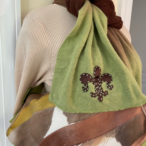 Fleur-de-lis cashmere soft scarf - Picture 4 of 4